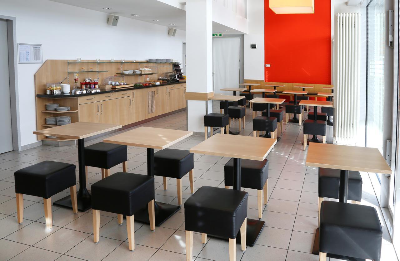 Ibis Budget Augsburg City Εξωτερικό φωτογραφία